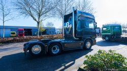 20260329-Tom-Holding-00135